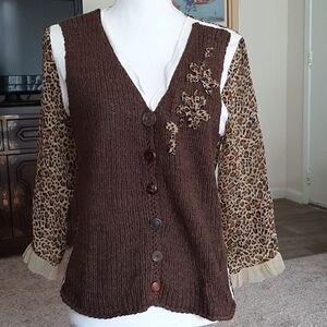 Elaris vintage top 